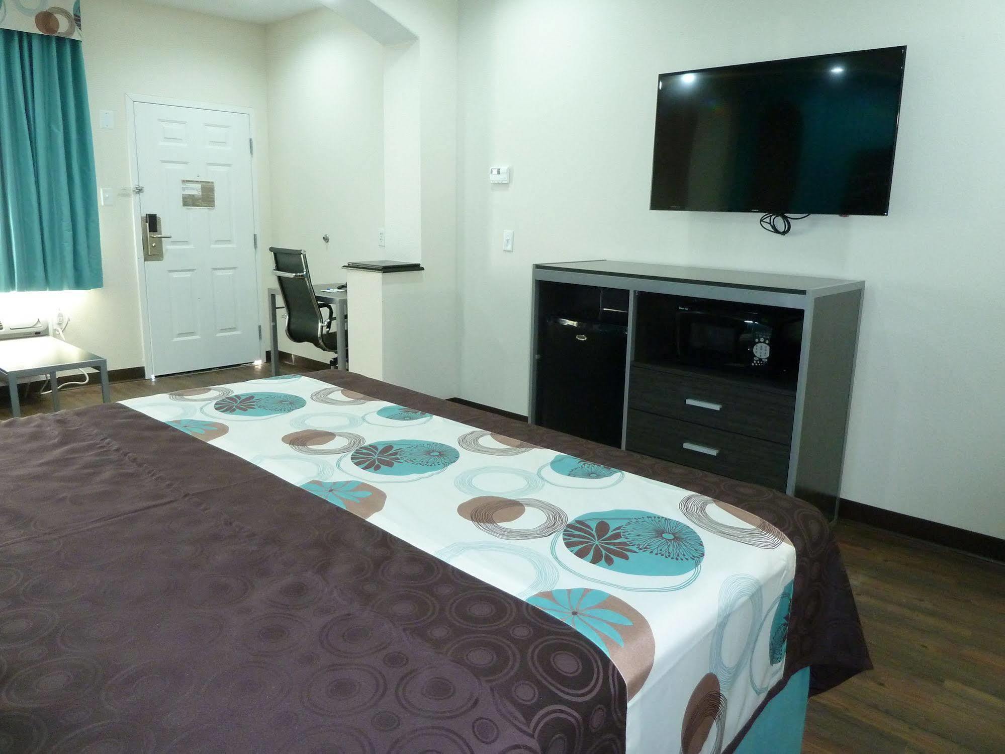 Americas Best Value Inn & Suites - Houston/Hwy 6 & Westpark Mission Bend Экстерьер фото
